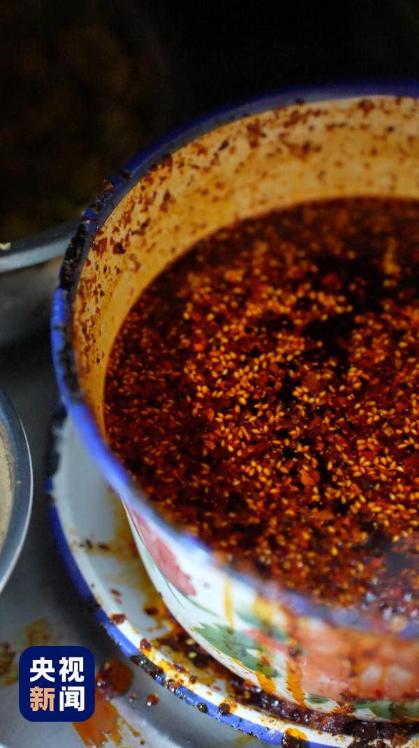 Gansu mala Tang is on fire! Random incense stuns a person who has never eaten it. Gansu mala Tang is on fire! Random incense stuns a person who has never eaten it.