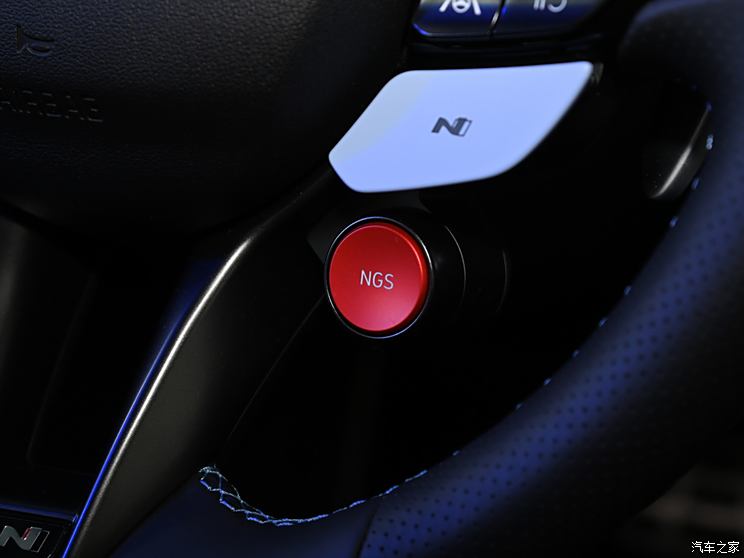 Hyundai n Elantra N 2023 2.0T N
