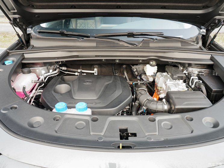 Changan Automobile Changan UNI-K New Energy 2022 Blue Whale iDD 1.5T distinguished model